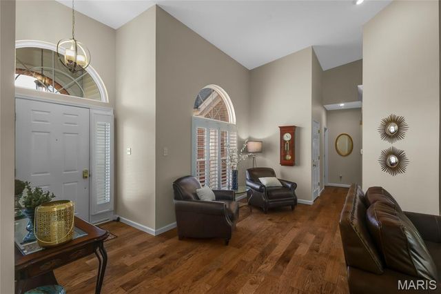 845 Wellesley Place Drive, Chesterfield, MO 63017