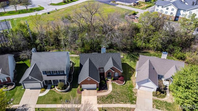 845 Wellesley Place Drive, Chesterfield, MO 63017