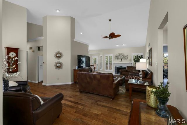 845 Wellesley Place Drive, Chesterfield, MO 63017