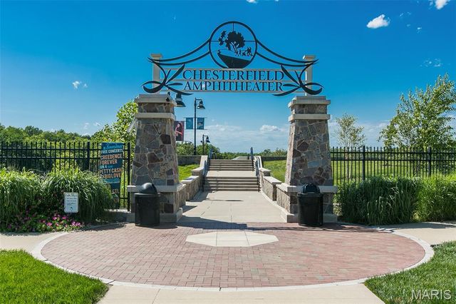 845 Wellesley Place Drive, Chesterfield, MO 63017