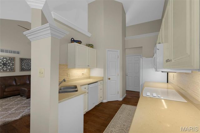 845 Wellesley Place Drive, Chesterfield, MO 63017