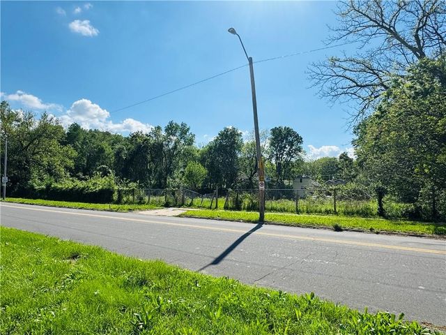 2810 Cleveland Avenue, Kansas City, MO 64128