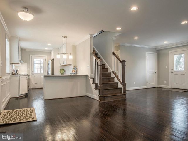 9919 MAYFIELD DR, Bethesda, MD 20817