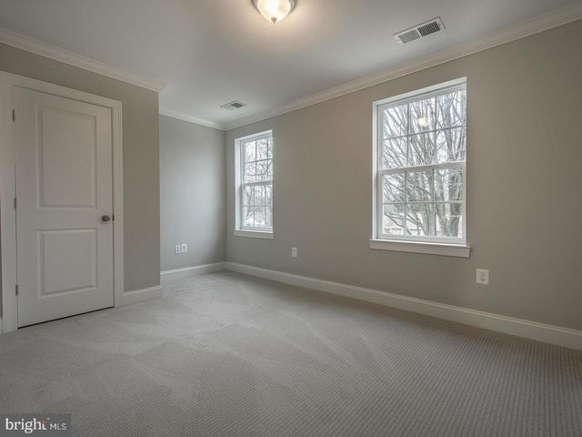 9919 MAYFIELD DR, Bethesda, MD 20817