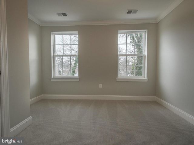 9919 MAYFIELD DR, Bethesda, MD 20817