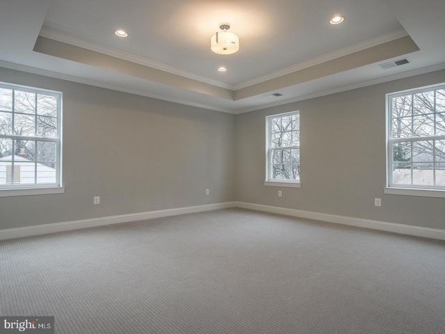 9919 MAYFIELD DR, Bethesda, MD 20817