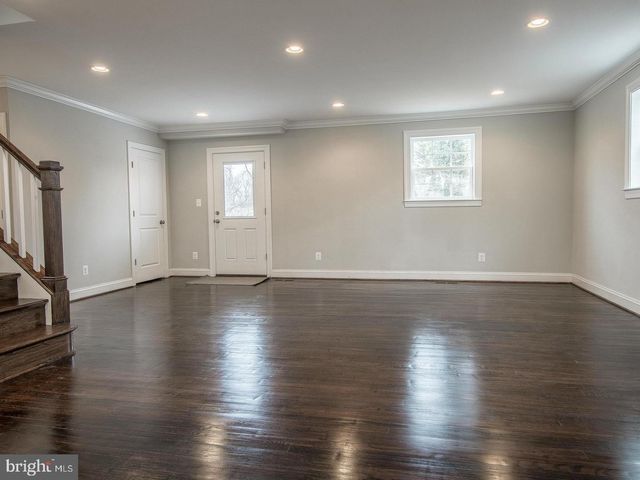 9919 MAYFIELD DR, Bethesda, MD 20817