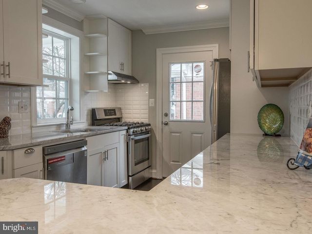 9919 MAYFIELD DR, Bethesda, MD 20817