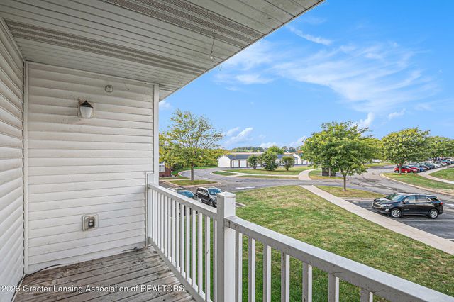 915 Carom Circle, Mason, MI 48854