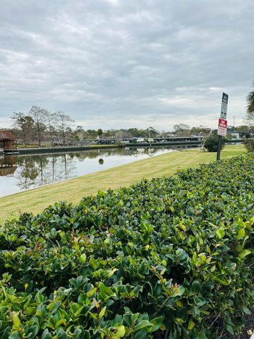 18519 Egret Bay Boulevard 1503, Webster, TX 77058