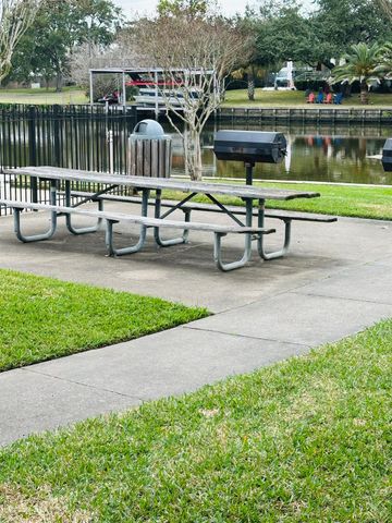 18519 Egret Bay Boulevard 1503, Webster, TX 77058