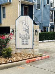 18519 Egret Bay Boulevard 1503, Webster, TX 77058