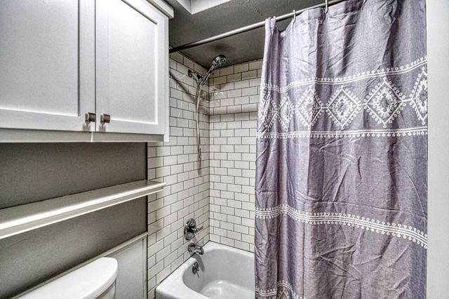 5909 Queens Gate Road, Oklahoma City, OK 73132