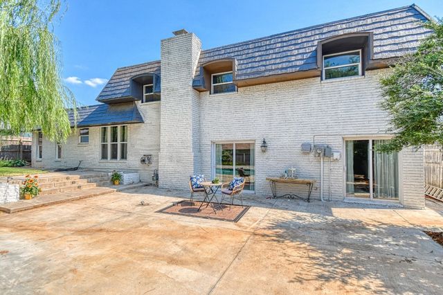 5909 Queens Gate Road, Oklahoma City, OK 73132