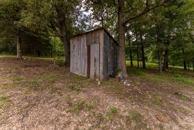 153 Private Road 204-184, Alton, MO 65606