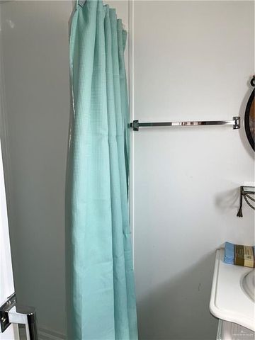 800 Anaqua Street, La Feria, TX 78559