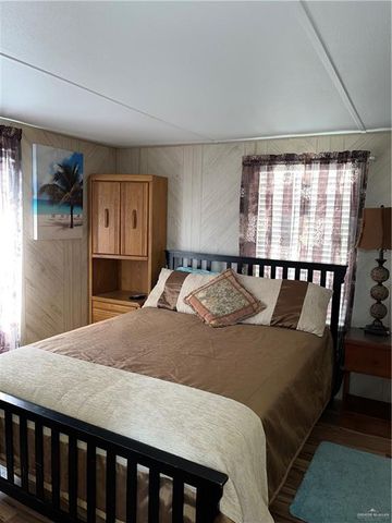 800 Anaqua Street, La Feria, TX 78559