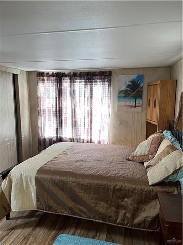 800 Anaqua Street, La Feria, TX 78559