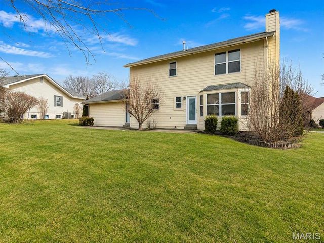 513 River Bend Estates Drive, St Charles, MO 63303