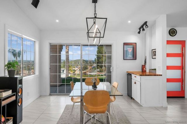 13966 Avenida Del Charro, El Cajon, CA 92021