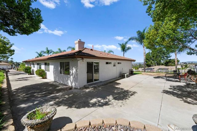 13966 Avenida Del Charro, El Cajon, CA 92021