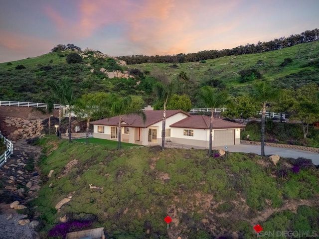 13966 Avenida Del Charro, El Cajon, CA 92021