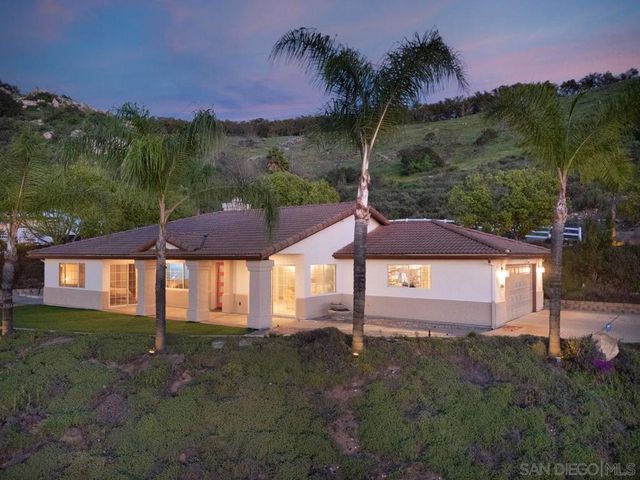 13966 Avenida Del Charro, El Cajon, CA 92021