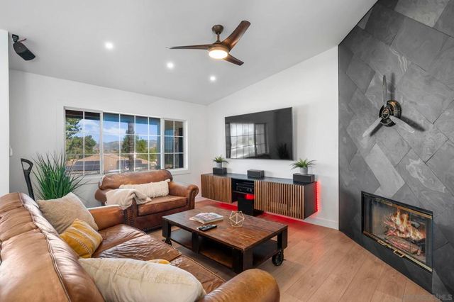 13966 Avenida Del Charro, El Cajon, CA 92021