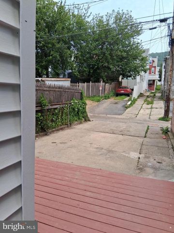 1013 N 11TH, Reading, PA 19604
