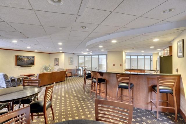 78 10th Street E 901, Saint Paul, MN 55101