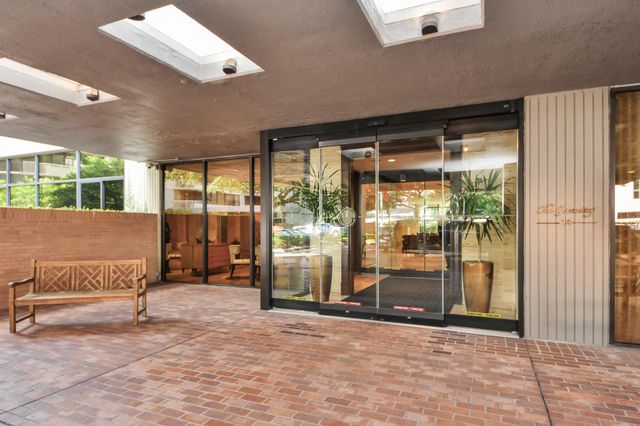 14 Greenway Plaza 23P, Houston, TX 77046