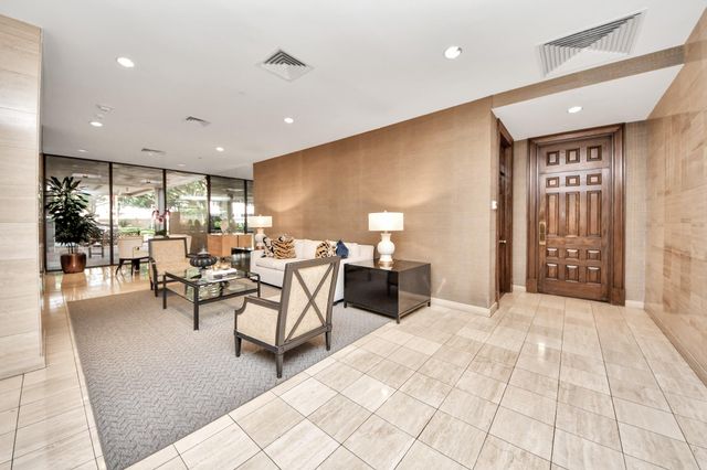 14 Greenway Plaza 23P, Houston, TX 77046
