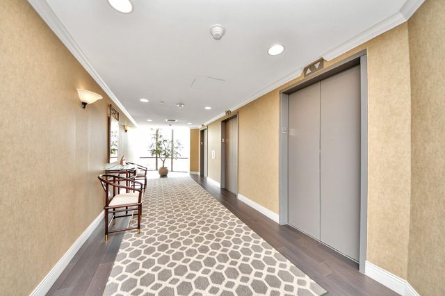 14 Greenway Plaza 23P, Houston, TX 77046