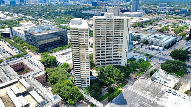 14 Greenway Plaza 23P, Houston, TX 77046