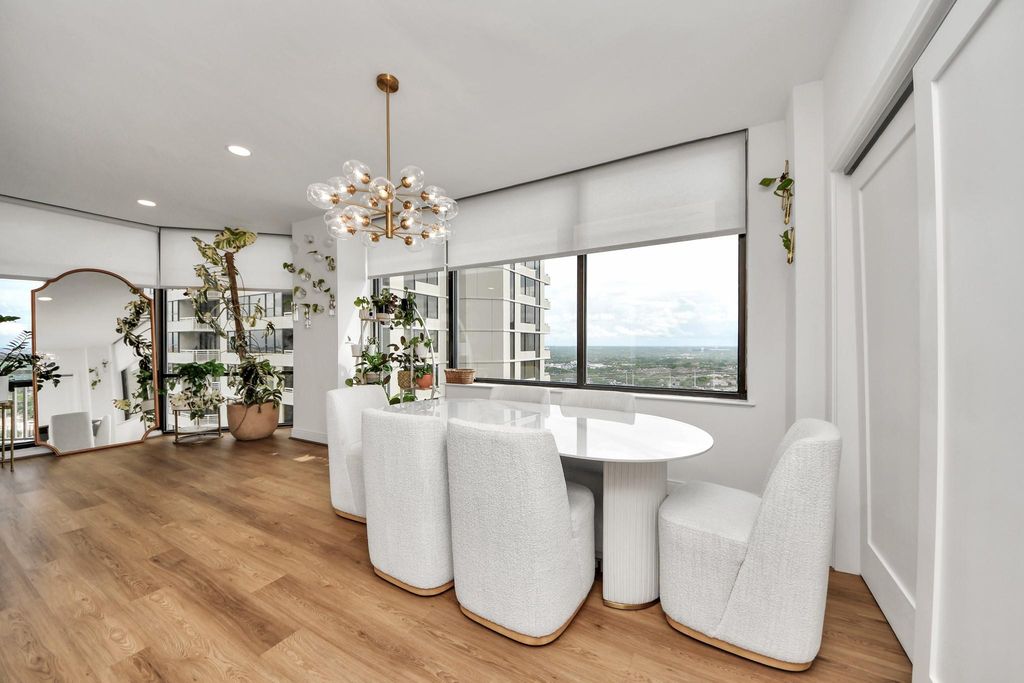 14 Greenway Plaza 23P, Houston, TX 77046