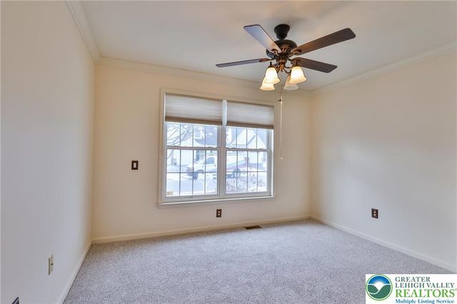 1211 Briarwood Lane, Forks Twp, PA 18040