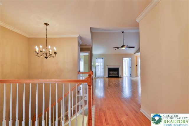 1211 Briarwood Lane, Forks Twp, PA 18040