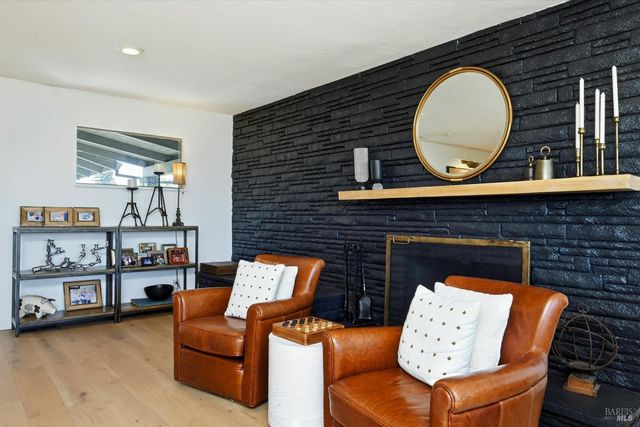 7616 Highway 128, Healdsburg, CA 95448