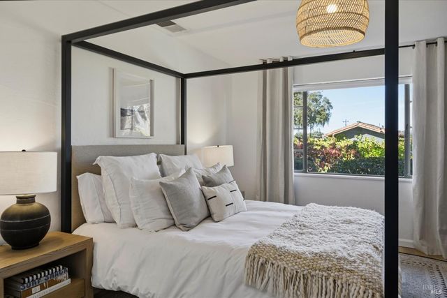 7616 Highway 128, Healdsburg, CA 95448