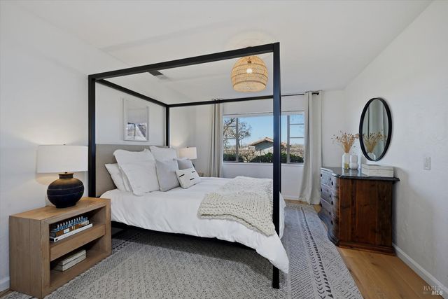 7616 Highway 128, Healdsburg, CA 95448