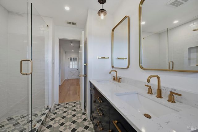 7616 Highway 128, Healdsburg, CA 95448