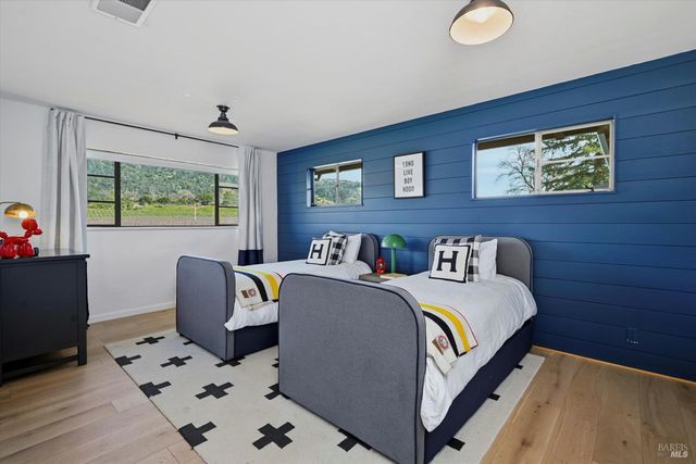 7616 Highway 128, Healdsburg, CA 95448