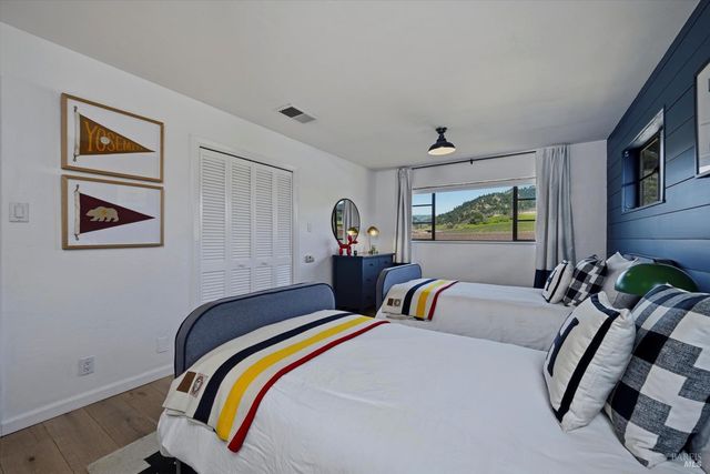 7616 Highway 128, Healdsburg, CA 95448