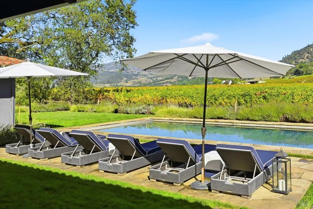 7616 Highway 128, Healdsburg, CA 95448