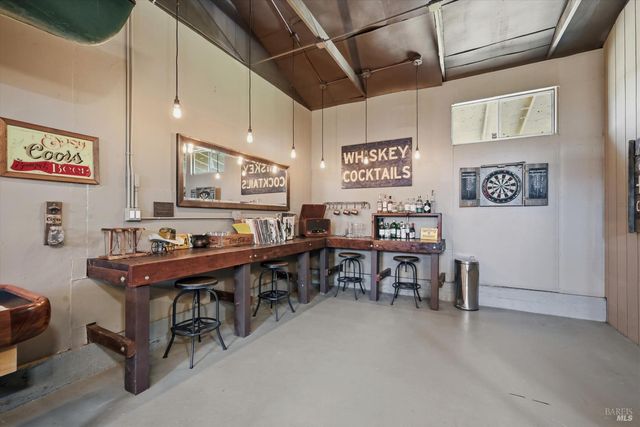 7616 Highway 128, Healdsburg, CA 95448