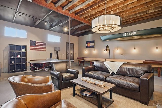 7616 Highway 128, Healdsburg, CA 95448