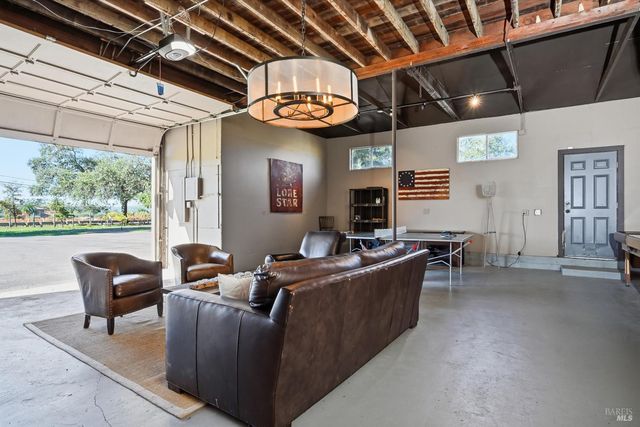 7616 Highway 128, Healdsburg, CA 95448