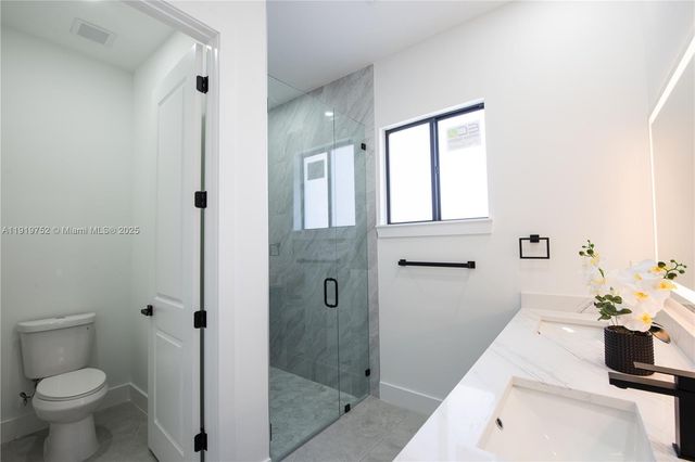 3115 2nd St SW, Lehigh Acres, FL 33976