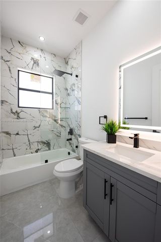 3115 2nd St SW, Lehigh Acres, FL 33976