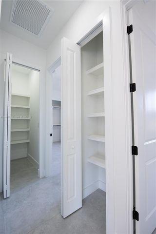 3115 2nd St SW, Lehigh Acres, FL 33976